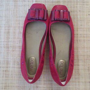 NWOT Red MeToo Leather Flats with a Bow Sz 7.5